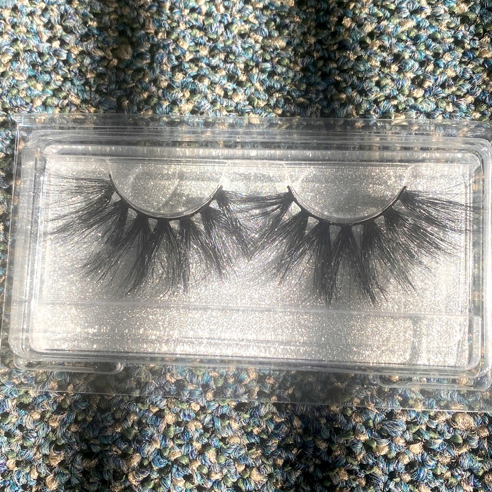 Lashes